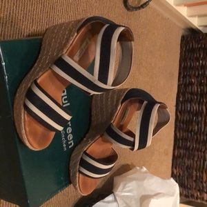 Paul green Monique wedge blue combo size 7